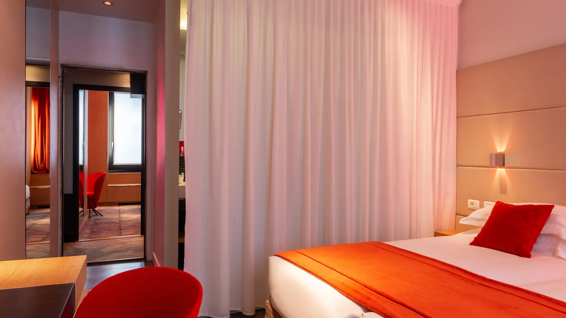 Hotel Golden Tulip Opera De Noailles 4*