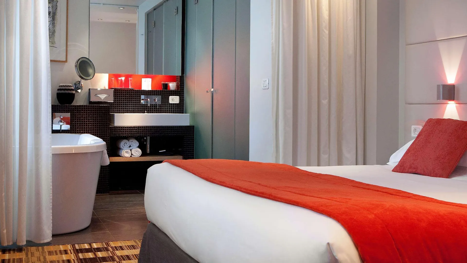 Golden Tulip Opera De Noailles 4* Paris