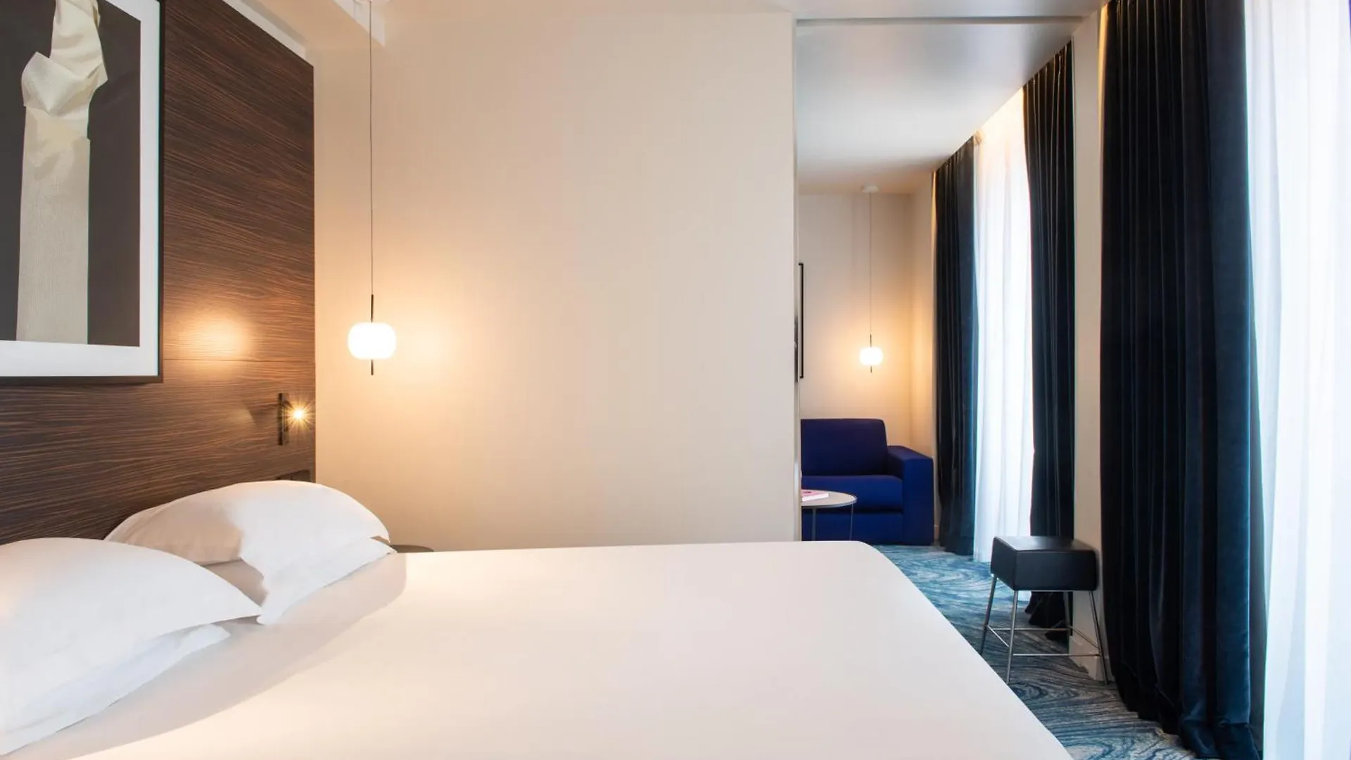 Golden Tulip Opera De Noailles 4*