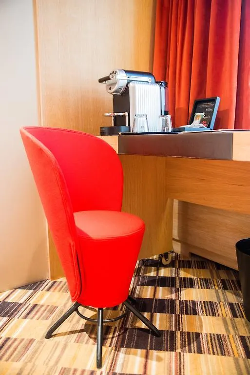 Golden Tulip Opera De Noailles Hotel