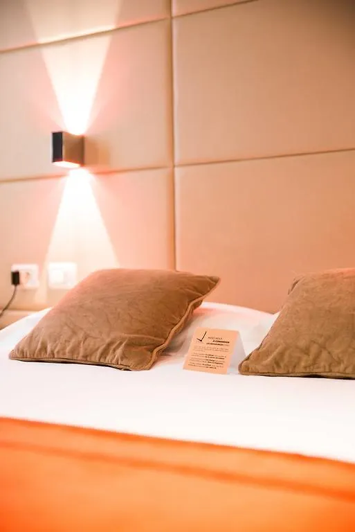 Hotel Golden Tulip Opera De Noailles 4*