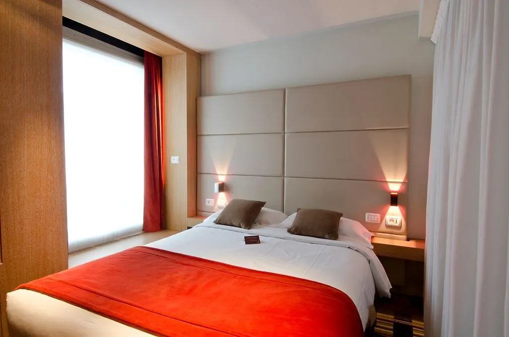 Hotel Golden Tulip Opera De Noailles Paříž